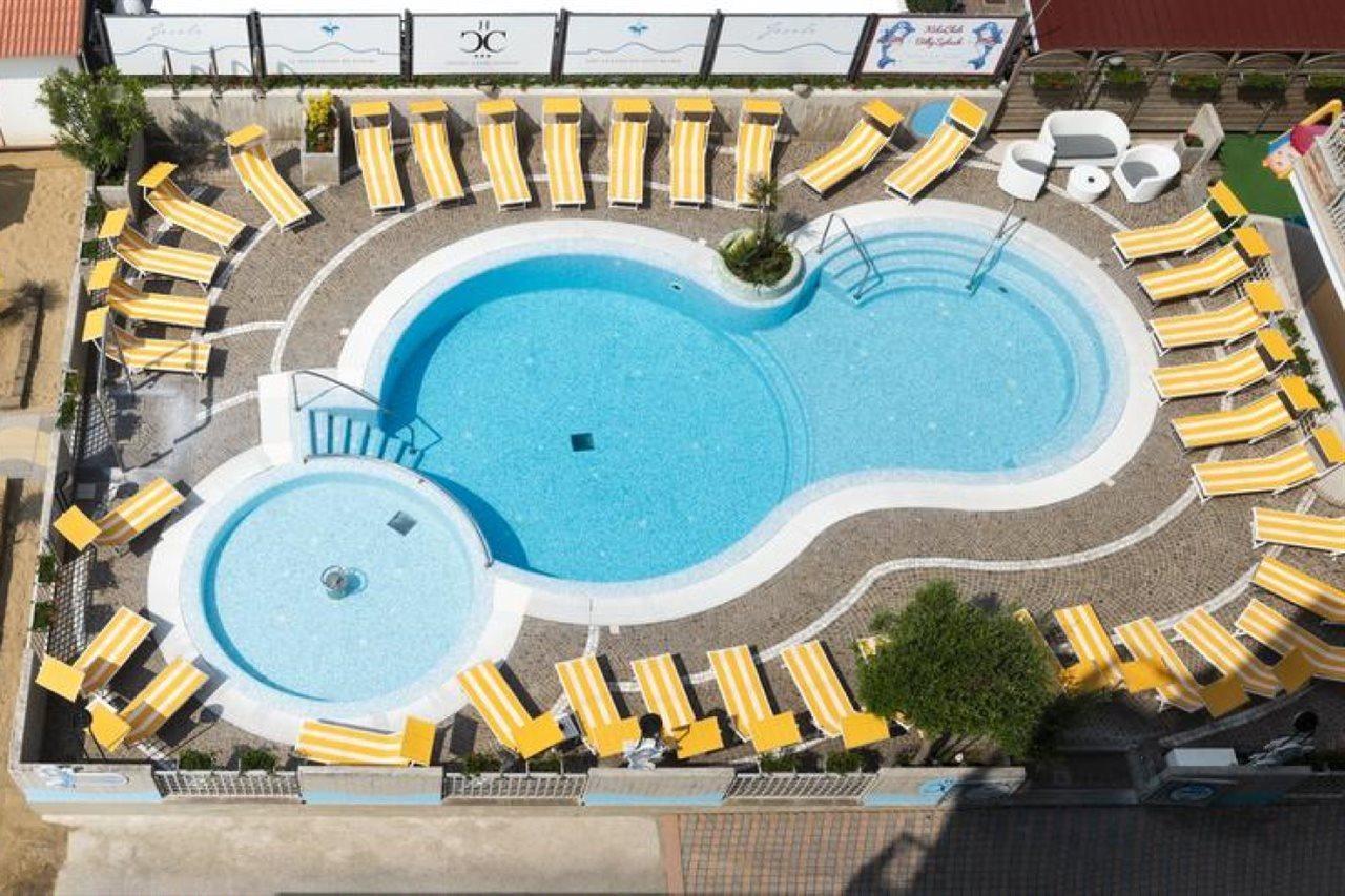 לידו די ג'סולו Hotel Capri 3 Stelle Superior מראה חיצוני תמונה