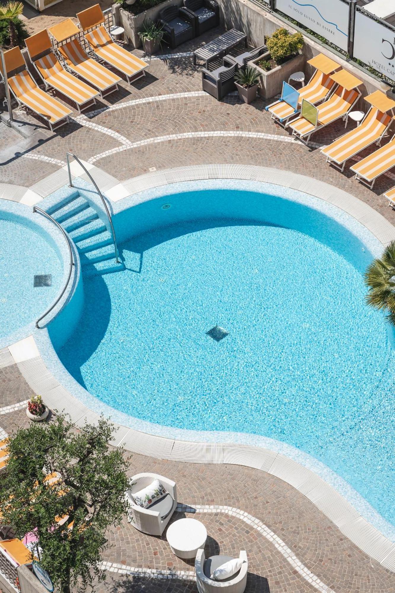 לידו די ג'סולו Hotel Capri 3 Stelle Superior מראה חיצוני תמונה